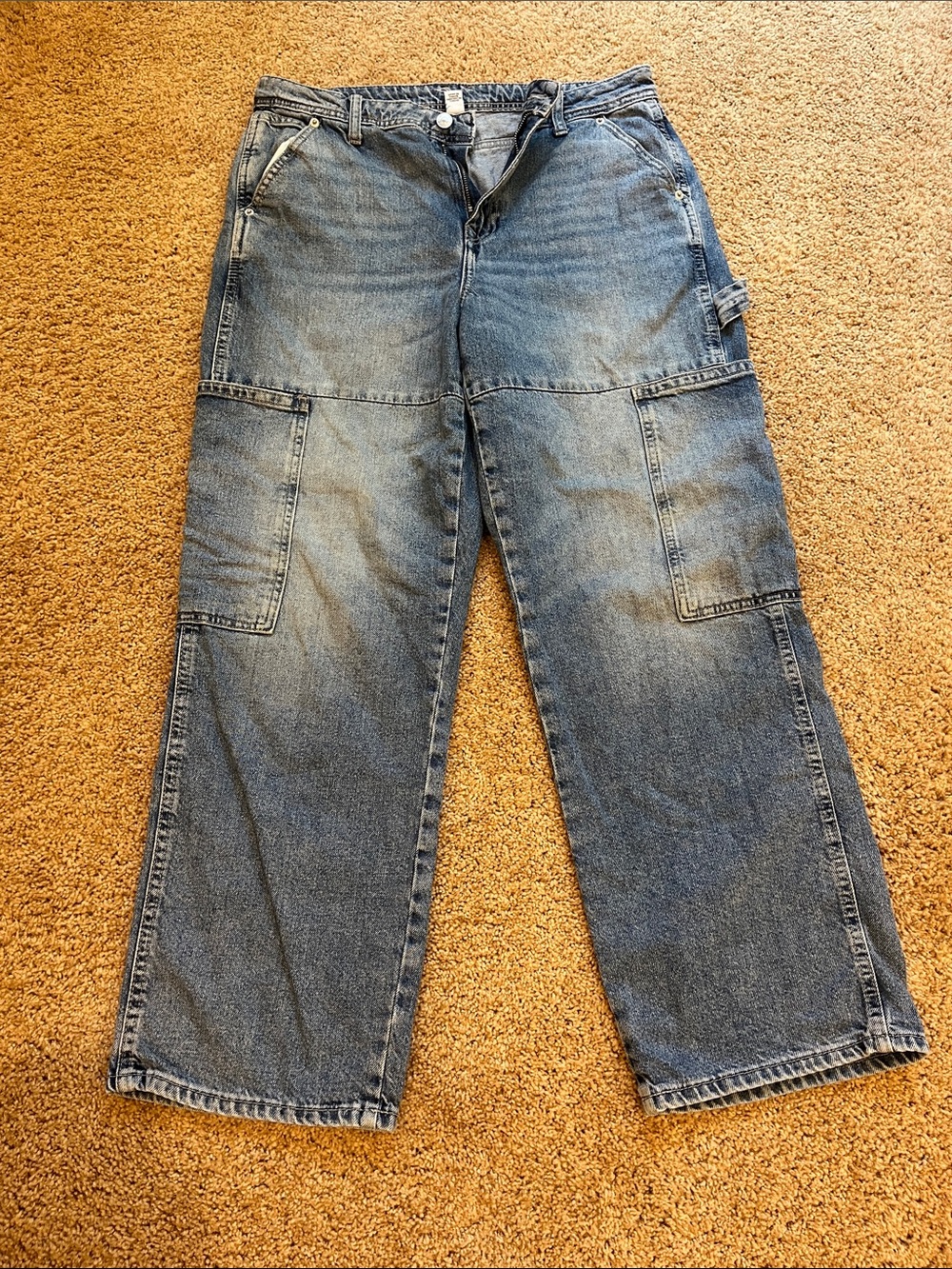 Forever 21 Women's Medium Blue Boyfriend Carpenter Jeans -size 29